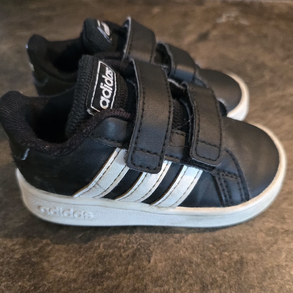 Adidas Grand Court 2.0 Kids School Shoes Children Sneakers Black Size 5k